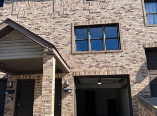 26 W College St APT C, Canonsburg, PA 15317