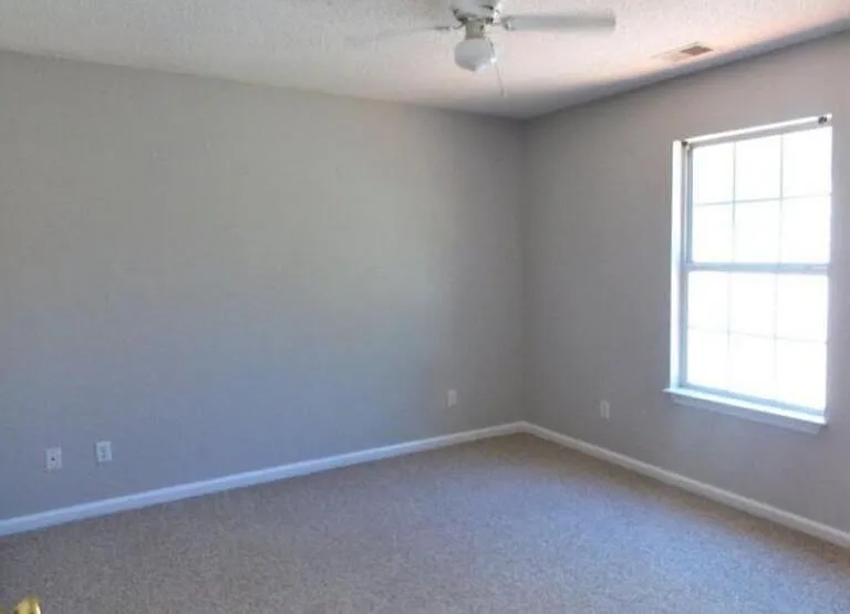 105 Merowey Ct — Photo 7