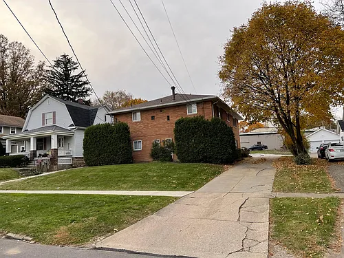 1660 3rd St #3 Photo 1