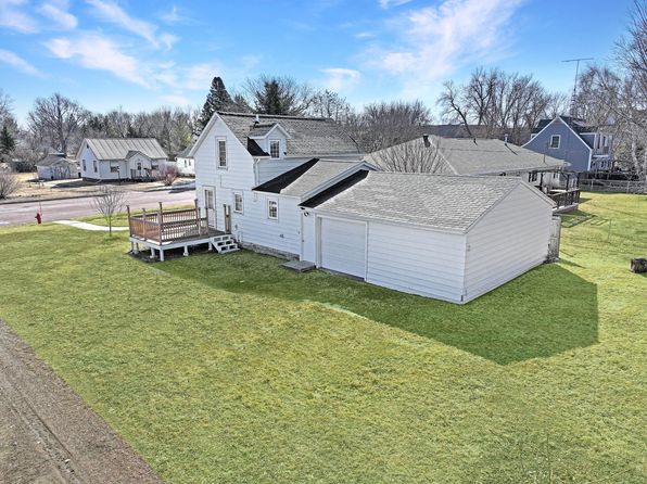 854 Ash Ave, Westbrook, MN 56183