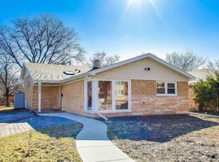 9043 Kenton Ave, Skokie, IL 60076