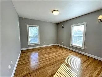 539 Lincoln Ave #2 — Photo 5
