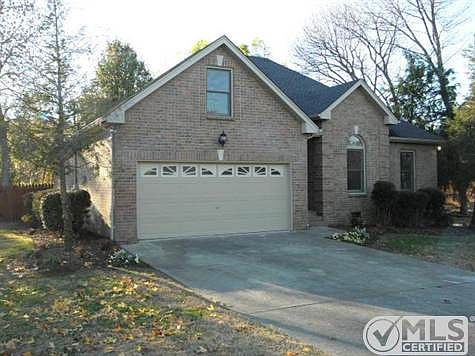 1st image of 401 Shadowood Dr