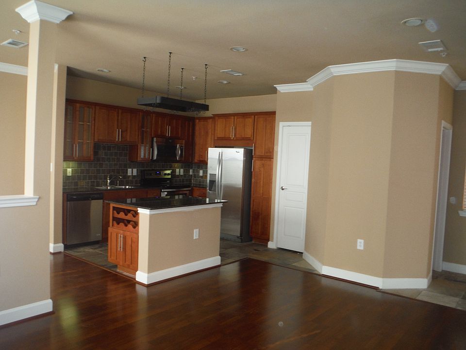 1st image of 3027 Thomas Ave APT 1607