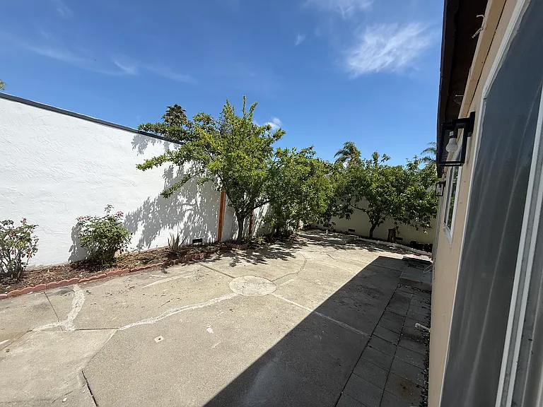 40930 Rioja Ct — Photo 9