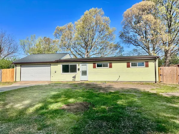 4952 Paine Ln, Virginia Beach, VA 23455