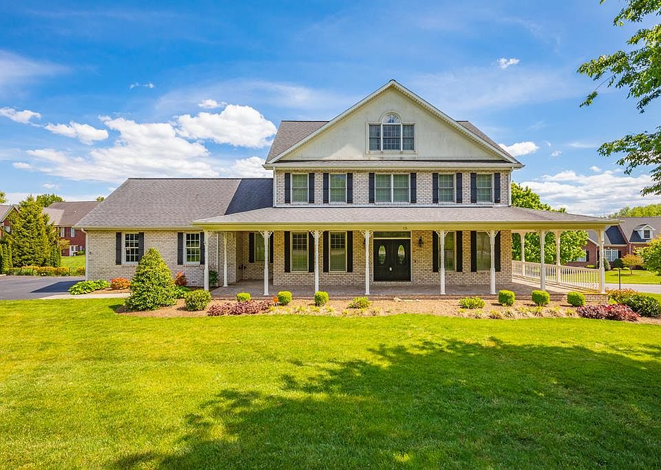 1st image of 15 Jackson Cir