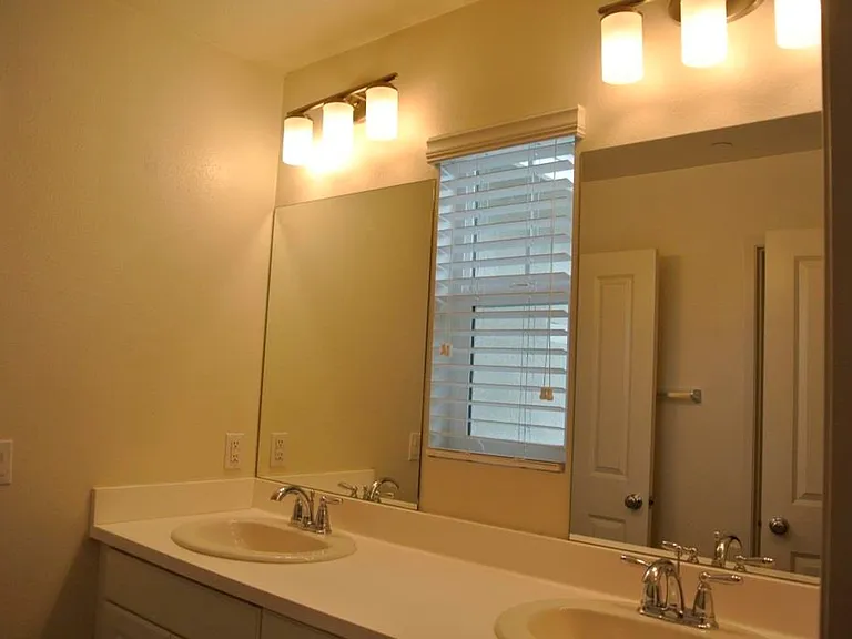 347 Campolina Ct — Photo 9