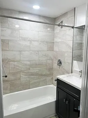 Rented by Voro Purple LLC | media 12