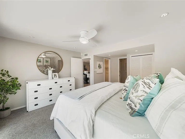 25262 Brigantine Dr — Photo 20