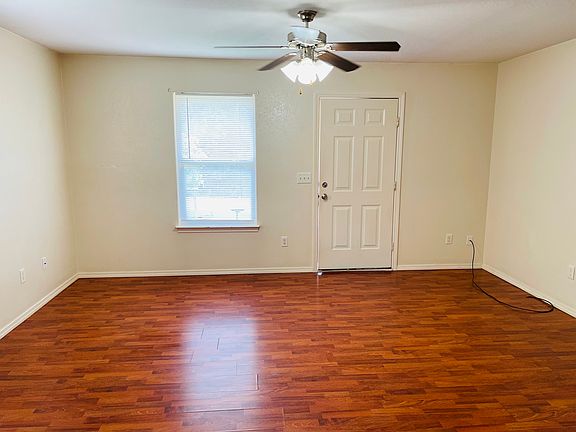 5th image of 12224 Cavewood Rd