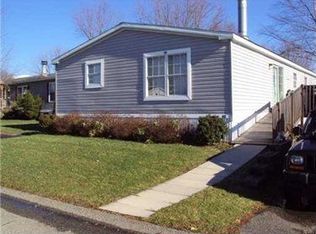 60 Columbia Dr, Cheswick, PA 15024
