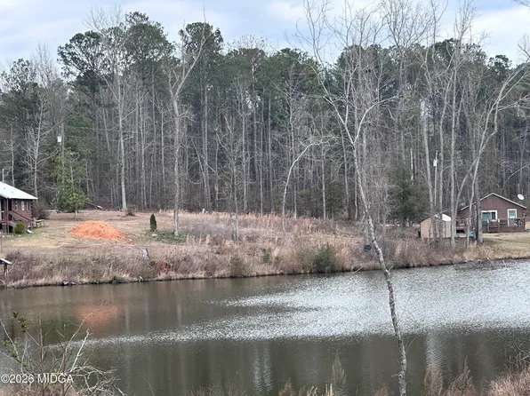 12 Cherokee Resort Rd, Pine Mountain, GA 31822
