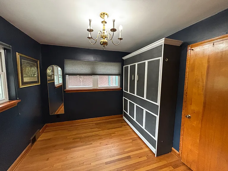 1942 Trevilian Way — Photo 10