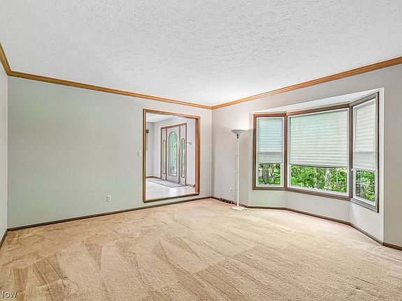 4th image of 7900 Gatewood Oval