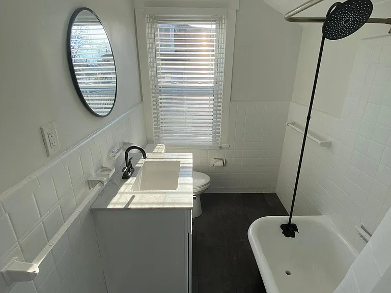 321 Summit St #1 — Photo 11