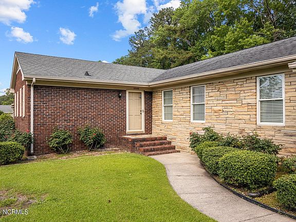 2nd image of 2205 Sparre Drive