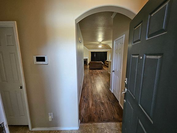 2nd image of 4801 Lemon Grove Dr