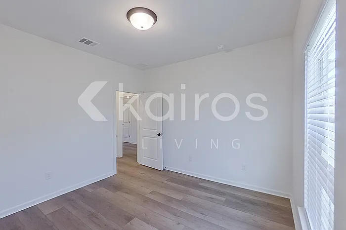 103 Hendrix Rd — Photo 8