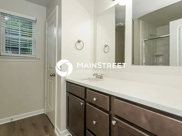 Main Bathroom
