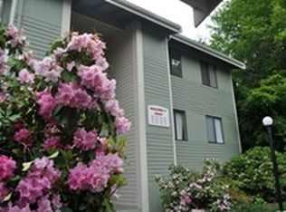 20241 Viking Crst NE APT 6-303, Poulsbo, WA 98370