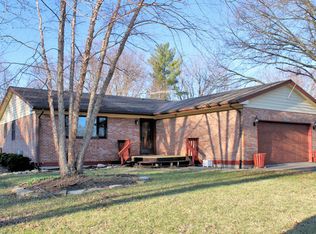 1652 Hilda Dr, Sandwich, IL 60548