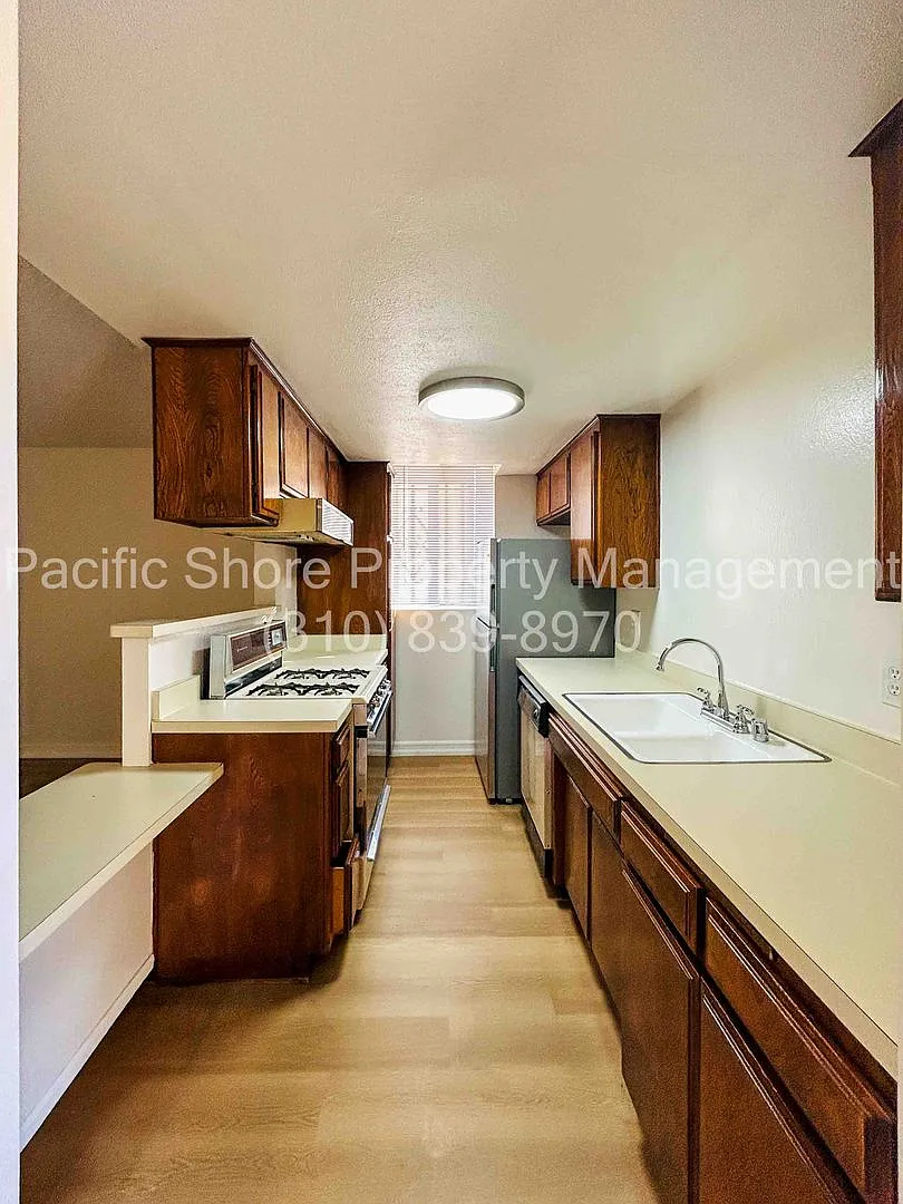 2814 Sawtelle Apartments — Photo 2