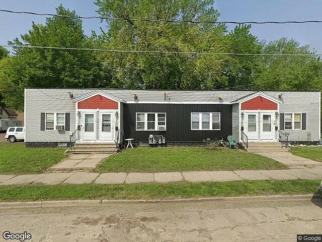 401 N Dewey St — Photo 1