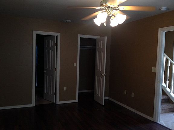2nd image of 2338 Athens St