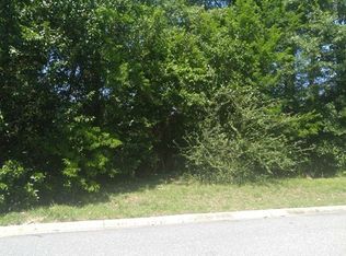 1442 New Castle Dr, Macon, GA 31204