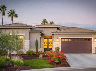 1206 E Via Palmi Dr, Fresno, CA