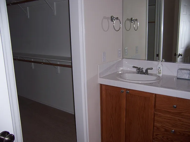 863 SE Bayshore Cir — Photo 14