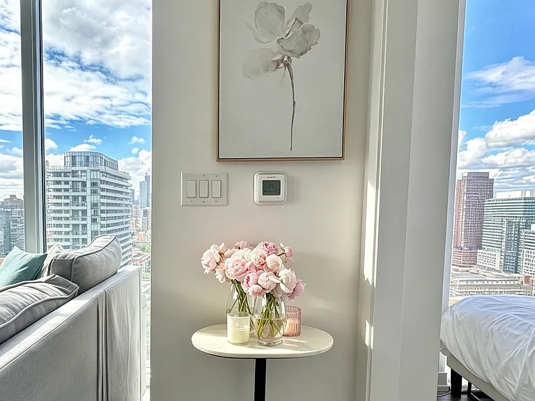 15 Lower Jarvis St #2510 — Photo 5