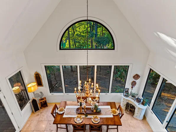 593 Saint Andrews Pkwy, Oneonta, AL 35121