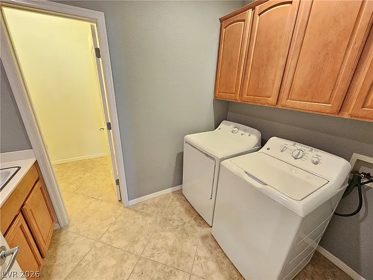 2259 Sandstone Cliffs Dr — Photo 12