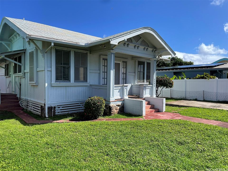 1st image of 3042 Makini St