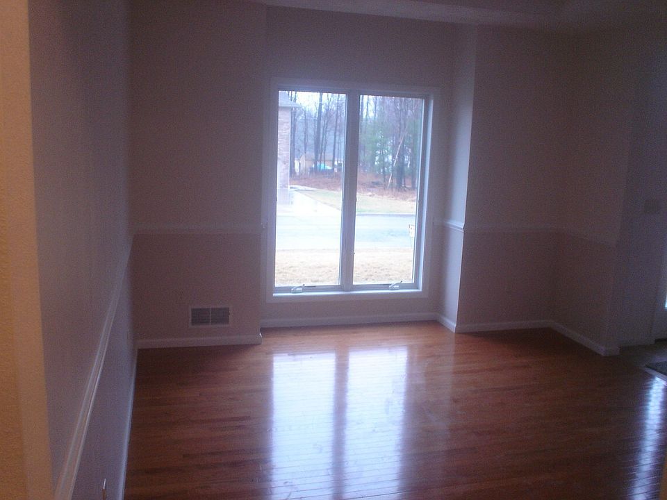 2041 Felicia Blvd, Endicott, NY 13760 Zillow