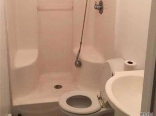 155 Maywood Dr, Mastic Beach, NY 11951
