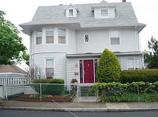 304 River Rd, Winthrop, MA 02152