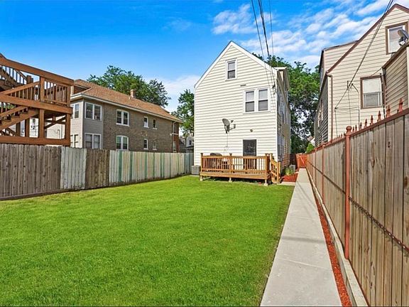 3rd image of 2438 N Lorel Ave #3