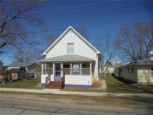 273 Dame St, Pettisville, OH 43553