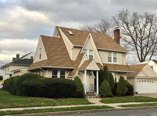 1 Allen St FLOOR 1, Lynbrook, NY 11563