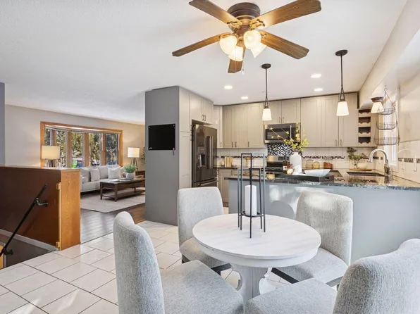 6017 Sumter Pl N, Minneapolis, MN 55428