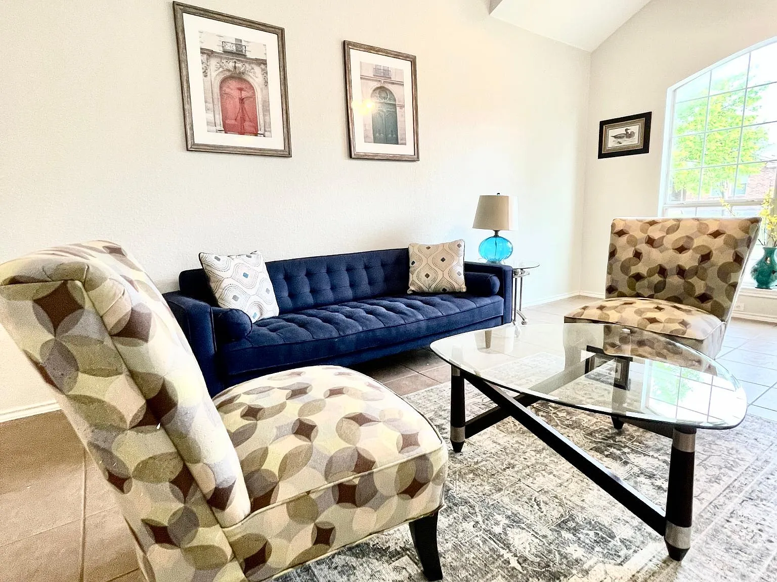 4 bed, 2107 sqft, $3,800 — Photo 4