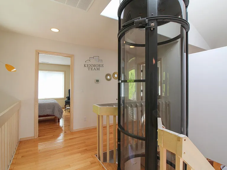2141 N Columbia River Rd — Photo 16