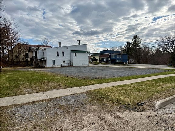 2nd image of 76 Main St Lot 22