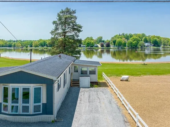 6512 Camp Blvd, Hanoverton, OH 44423