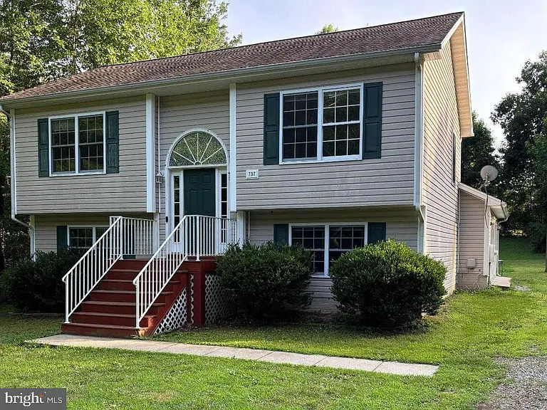 737 Glen Cove Dr — Photo 2