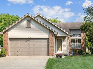 1202 Nottingham Rd, Amelia, OH 45102