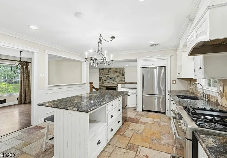 162 Mountainview Dr — Photo 12
